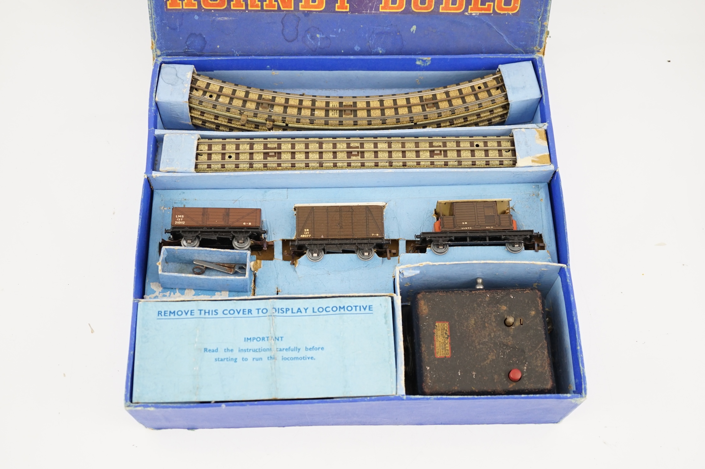 A boxed Hornby Dublo EDG7 Southern Railway Tank Goods Set, comprising of an SR Class N2 0-6-2T locomotive, 2594, for 3-rail running, two Southern freight wagons and an associated LMS open wagon, track sections, etc.